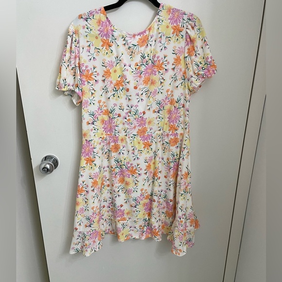 No Boundaries juniors’ floral dress - Picture 5 of 11